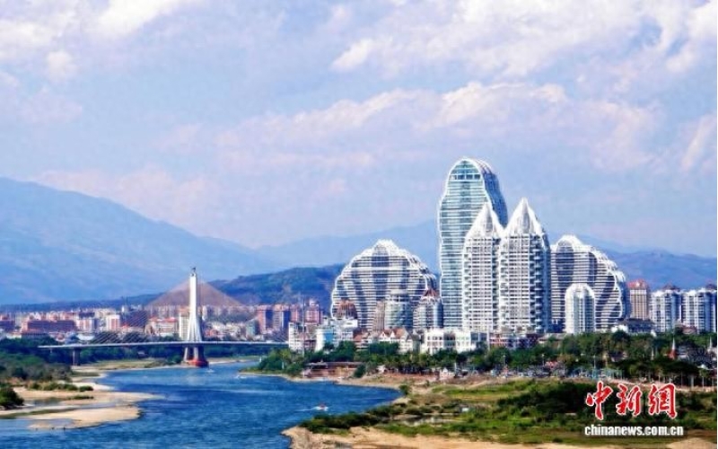 云南西双版纳跨境流通货品超2900种 辐射南亚东南亚多国